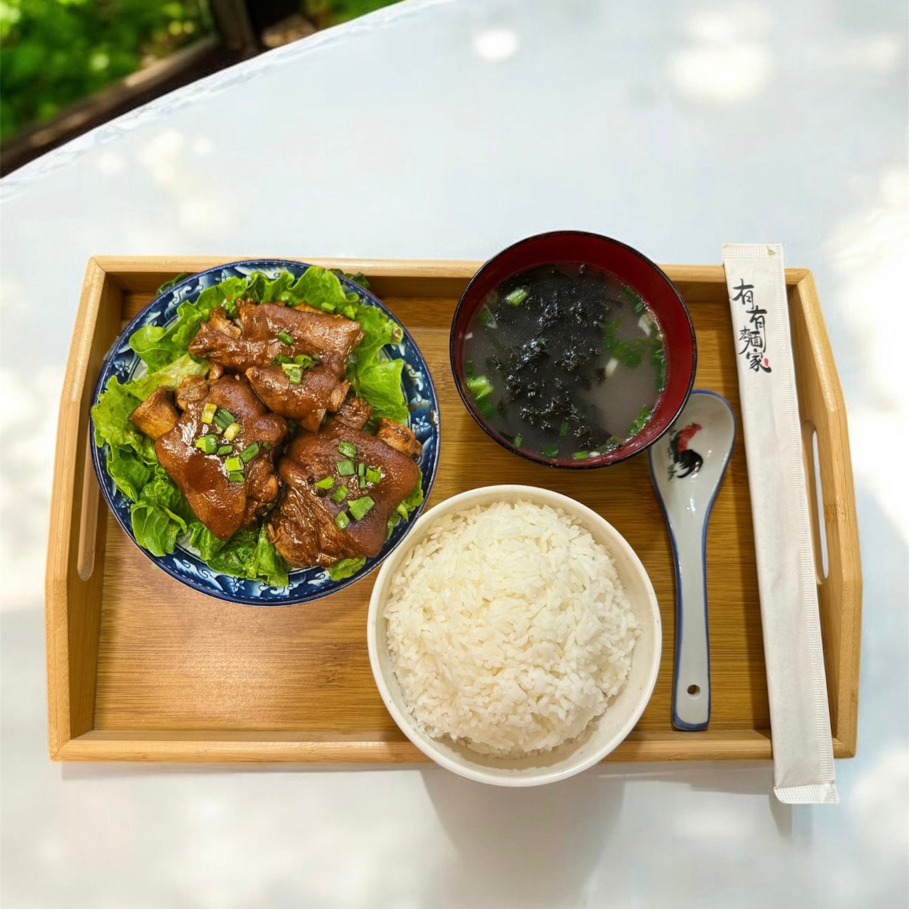 南乳豬手飯 - 附送 {養顏紫菜湯一碗}