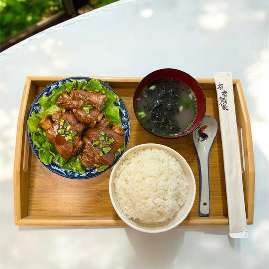 南乳豬手飯 - 附送 {養顏紫菜湯一碗}